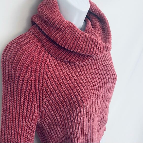 Blush & Bloom Chenille Cowl Neck Sweater Size Small - Picture 5 of 9